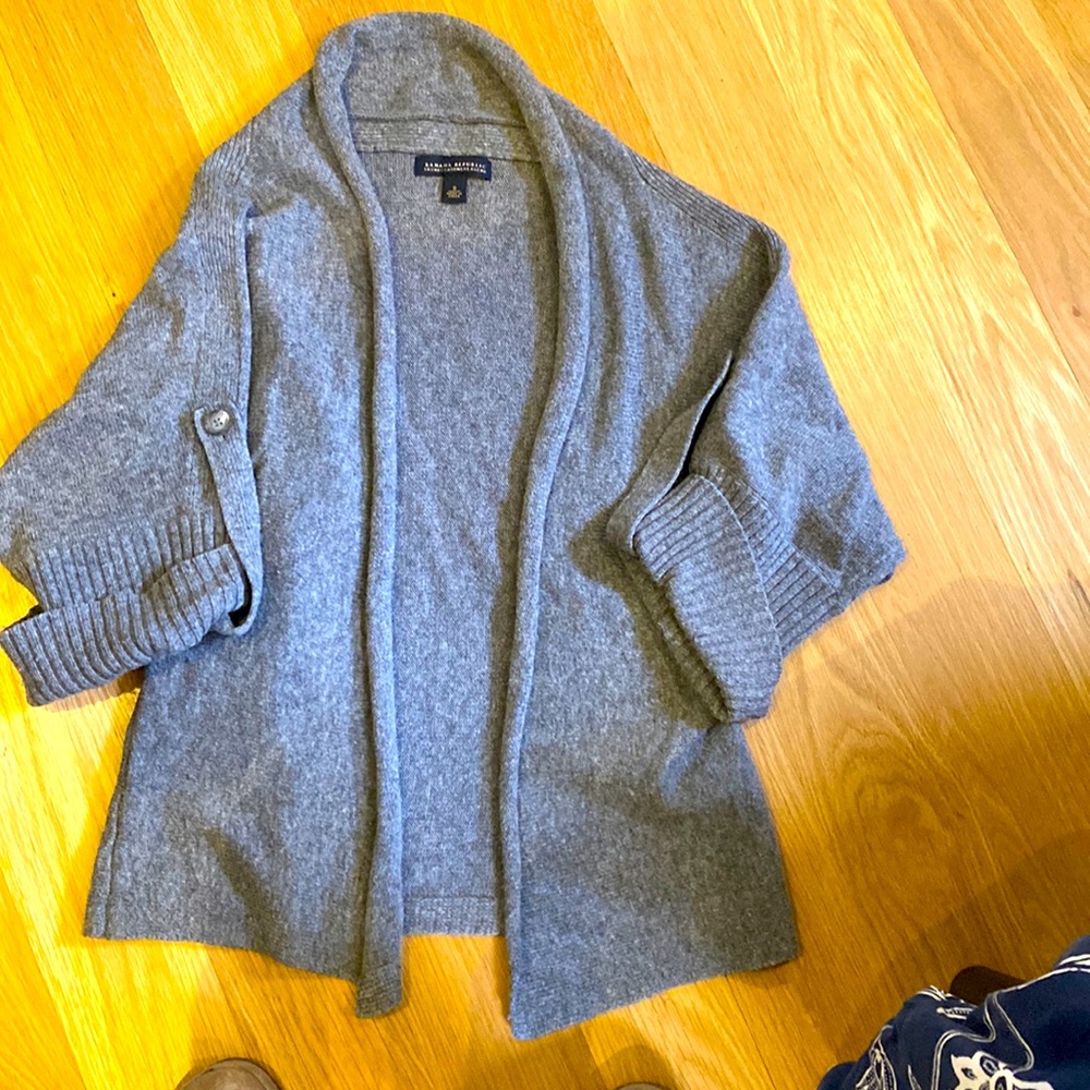 Banana Republic Cashmere blend sweater
